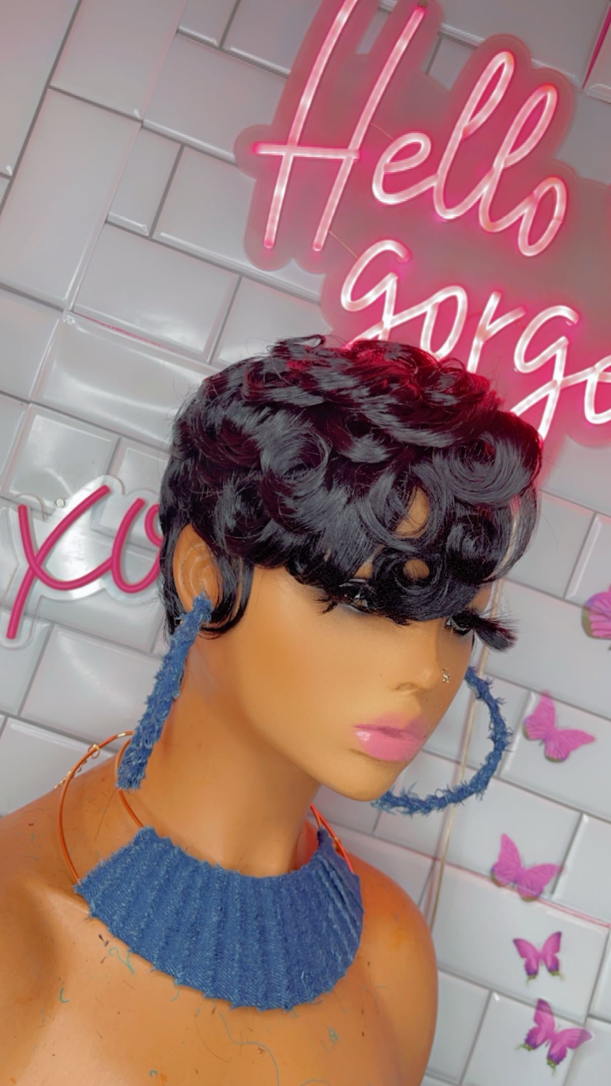 Pincurl closure pixie